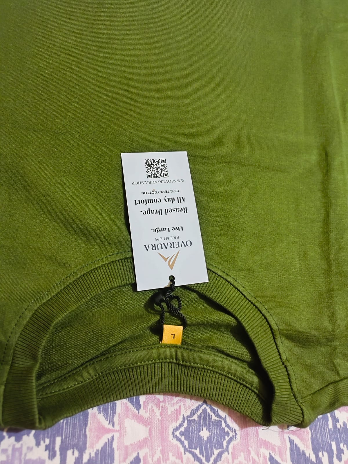 OVER SIZED T SHIRT